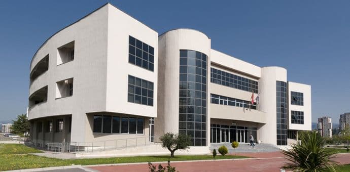 Iz FDU-a pisali rektoru: Objasnite mjesečne honorare od 12 eura Iz FDU-a pisali rektoru: Objasnite mjesečne honorare od 12 eura