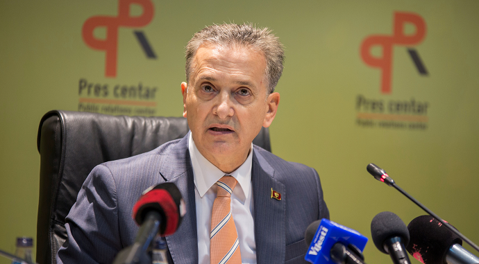 Političke partije potrošile 1,3 miliona više nego što su prihodovale Političke partije potrošile 1,3 miliona više nego što su prihodovale