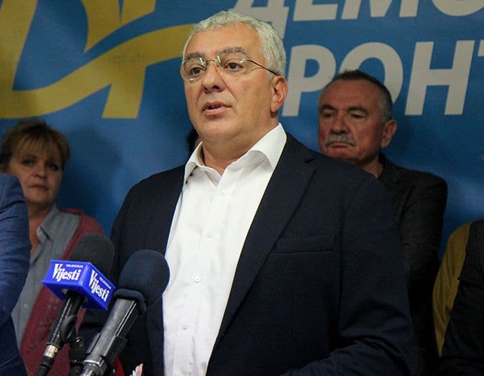 Mandić: Srbi u CG diskriminisani Mandić: Srbi u CG diskriminisani