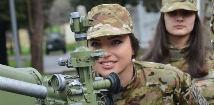 U Ministarstvu i VCG zaposleno 15 odsto žena U Ministarstvu i VCG zaposleno 15 odsto žena