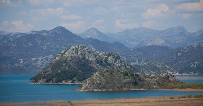 Sjutra počinje ribolovni zabran u Nacionalnom parku Skadarsko jezero Sjutra počinje ribolovni zabran u Nacionalnom parku Skadarsko jezero