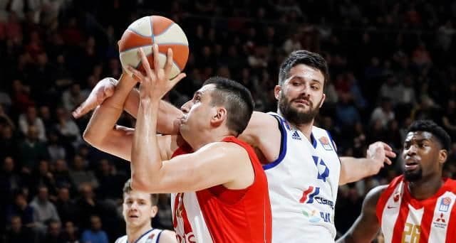 Zvezda demolirala Mornar šutevima sa distance, meč lopta u Baru Zvezda demolirala Mornar šutevima sa distance, meč lopta u Baru