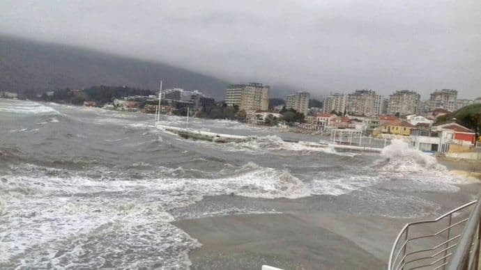 Upozorenje Direktorata za vanredne situacije: Danas i sjutra kiša, grad i olujni vjetar Upozorenje Direktorata za vanredne situacije: Danas i sjutra kiša, grad i olujni vjetar