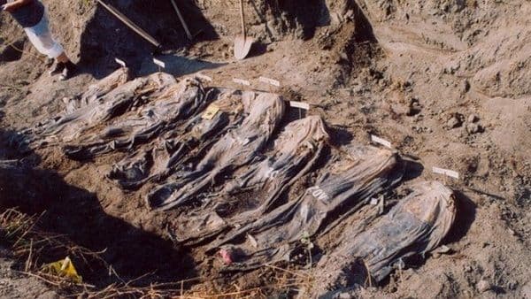 Policija ispituje ima li masovne grobnice u Nikšiću Policija ispituje ima li masovne grobnice u Nikšiću