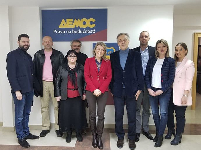 Demos poručio da čvrsto ostaje uz svoju politiku Demos poručio da čvrsto ostaje uz svoju politiku