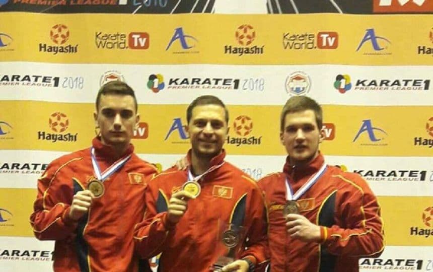 Kata tim odbranio zlato! Kata tim odbranio zlato!