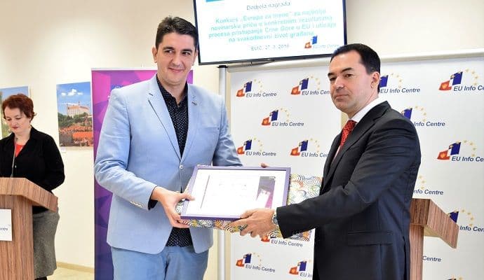 Uručene nagrade za najbolje novinarske priče Uručene nagrade za najbolje novinarske priče