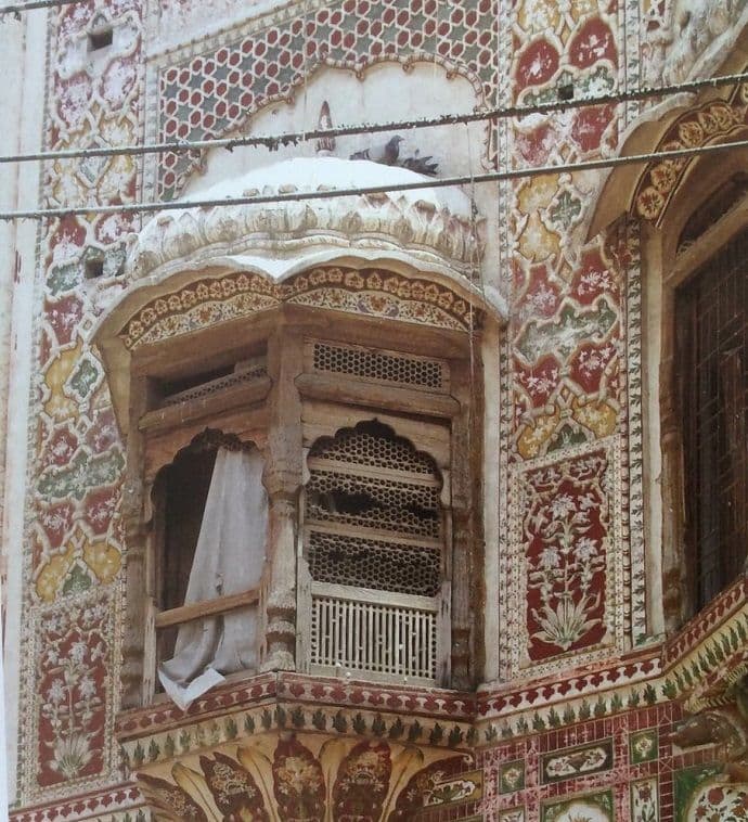 fasade-u-lahoreu-1-pakistan
