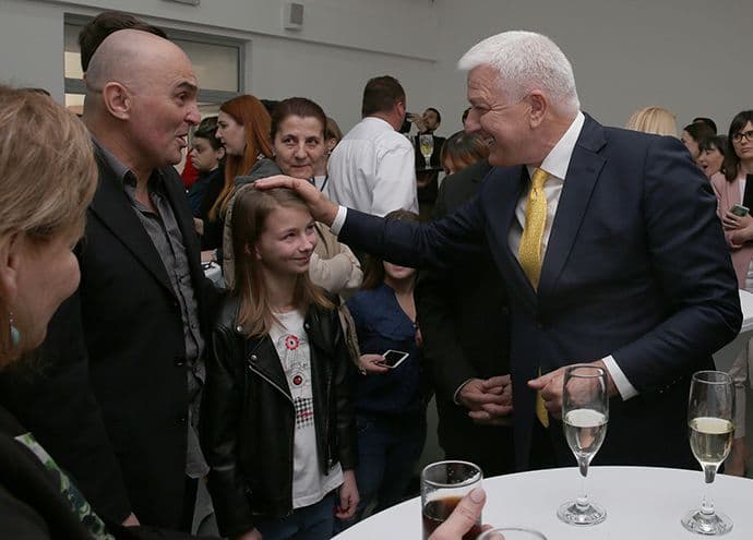 Liječenje o trošku države Liječenje o trošku države