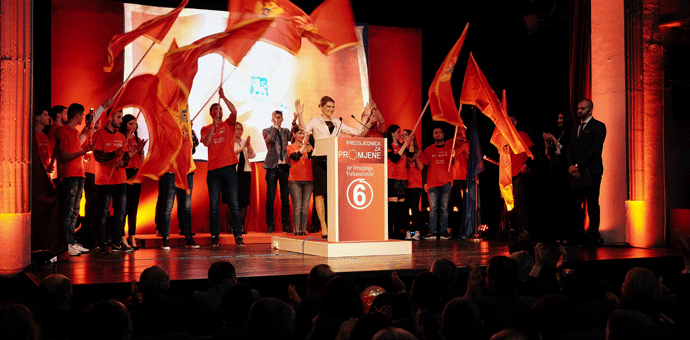 Crna Gora je zarobljena država, došlo je vrijeme promjena Crna Gora je zarobljena država, došlo je vrijeme promjena