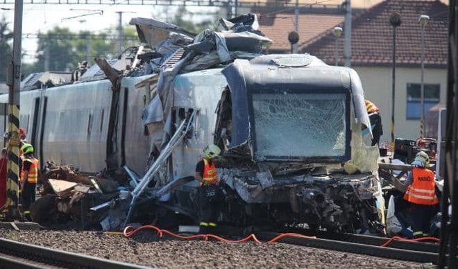 U sudaru vozova povrijeđeno više od 20 ljudi U sudaru vozova povrijeđeno više od 20 ljudi