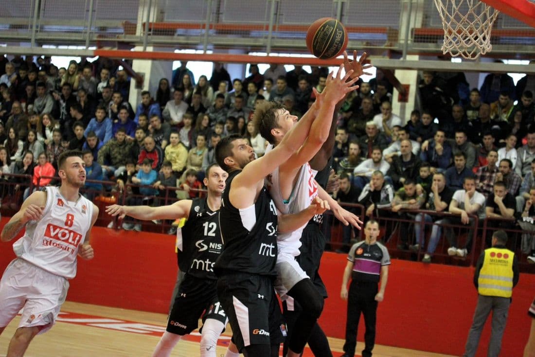 Trijumf Partizana u sjajnom ambijentu na Cetinju Trijumf Partizana u sjajnom ambijentu na Cetinju