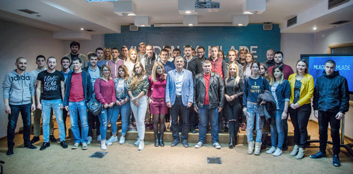 Bojanićev spot dokaz da je on jedini kandidat svih građana Bojanićev spot dokaz da je on jedini kandidat svih građana