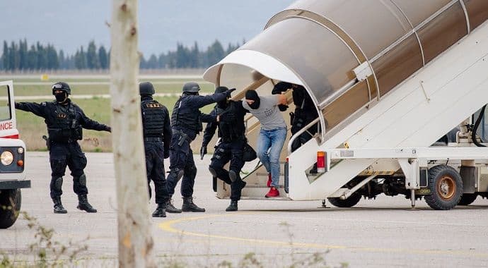 Vježba „Otmica vazduhoplova“ demonstrirala spremnost crnogorskih institucija Vježba „Otmica vazduhoplova“ demonstrirala spremnost crnogorskih institucija