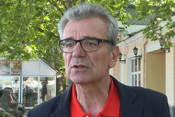 Šćekić: Anticrnogorska histerija, Srbi biju iz svih oruđa, Crnogorci uglavnom ćute Šćekić: Anticrnogorska histerija, Srbi biju iz svih oruđa, Crnogorci uglavnom ćute