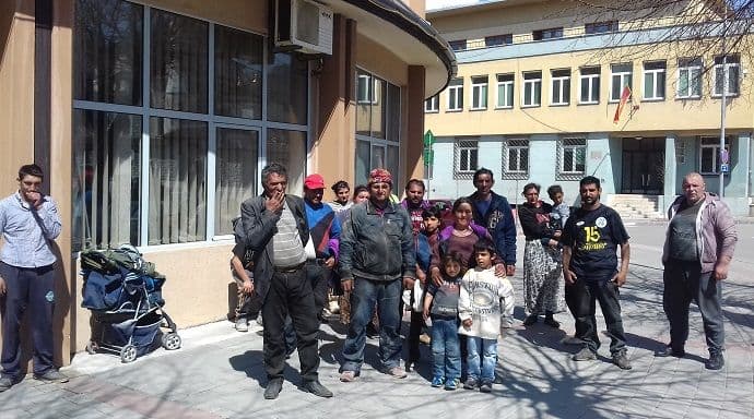 Protest Roma u Pljevljima: Živimo u ekstremno lošim uslovima Protest Roma u Pljevljima: Živimo u ekstremno lošim uslovima