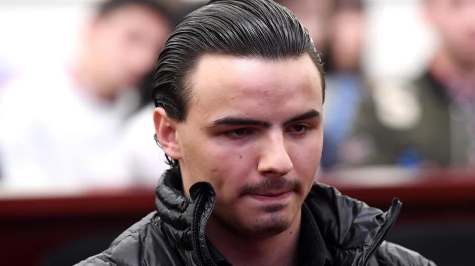 Ubio trudnu djevojku sa 88 uboda nožem, osuđen na 30 godina Ubio trudnu djevojku sa 88 uboda nožem, osuđen na 30 godina