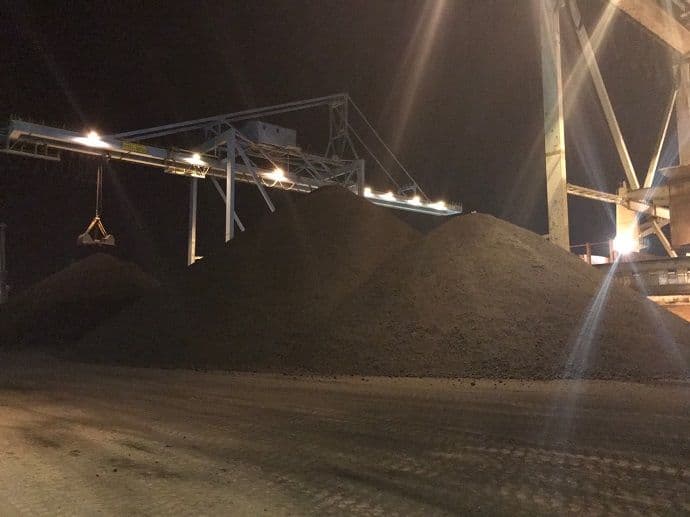 Pretovar petrol koksa za Cemex Pretovar petrol koksa za Cemex