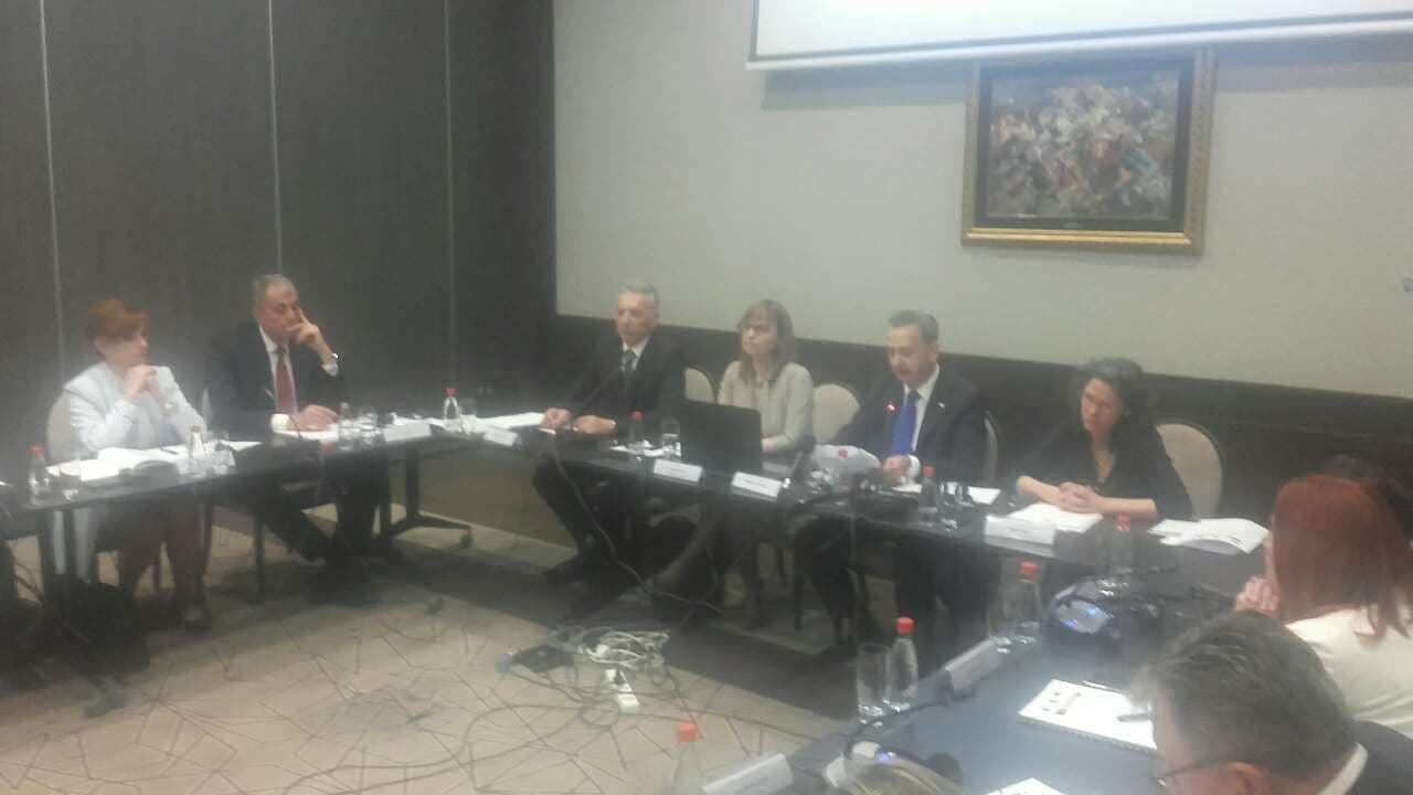 U susret novim izazovima na planu očuvanja fiskalne discipline U susret novim izazovima na planu očuvanja fiskalne discipline