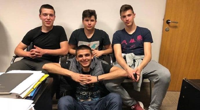 Nakon utakmice u ''Morači'' vratili vlasniku izgubljeni novčanik sa 1000 eura Nakon utakmice u ''Morači'' vratili vlasniku izgubljeni novčanik sa 1000 eura