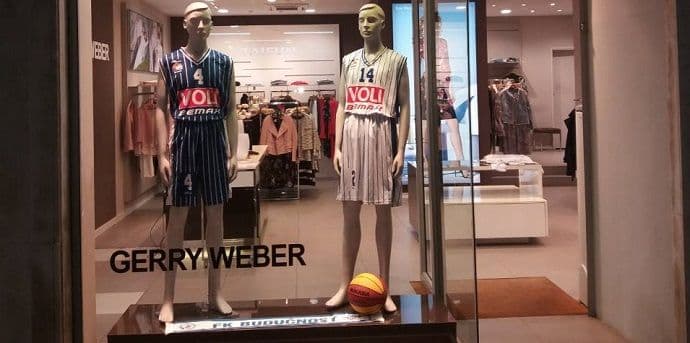 Dresovi KK Budućnost Voli u izlozima SAMMSa Dresovi KK Budućnost Voli u izlozima SAMMSa