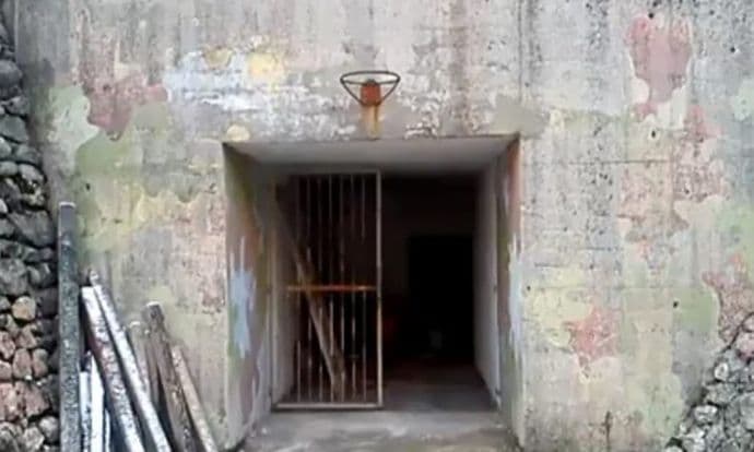 Izazvali eksploziju u napuštenoj kasarni Izazvali eksploziju u napuštenoj kasarni