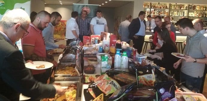 Vrhunski kuvar otkriva kako pripremiti ćureće i pileće meso Vrhunski kuvar otkriva kako pripremiti ćureće i pileće meso