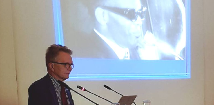 Američki ekpert za džez održao predavanje u Ministarstvu kulture Američki ekpert za džez održao predavanje u Ministarstvu kulture