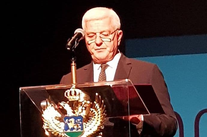 Marković na svečanosti PKCG: Otvorena vrata za investicije i poslovne inicijative (VIDEO) Marković na svečanosti PKCG: Otvorena vrata za investicije i poslovne inicijative (VIDEO)