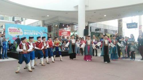 Dječji proljećni vikend Dječji proljećni vikend