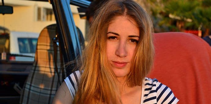 Poezija što miri zavađene Poezija što miri zavađene