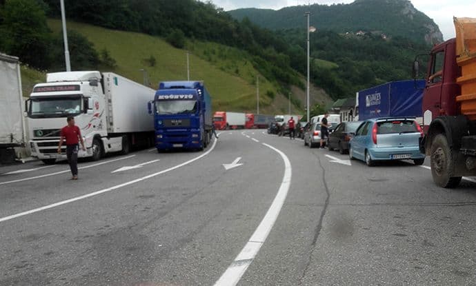 Nema promjena u režimu ulaska državljana Srbije u Crnu Goru Nema promjena u režimu ulaska državljana Srbije u Crnu Goru