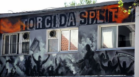 Fudbaleri Hajduka napadnuti u centru Splita Fudbaleri Hajduka napadnuti u centru Splita