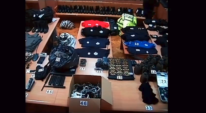 Ovo je oprema sa kojom je trebao da se izvrši teroristički napad (Foto) Ovo je oprema sa kojom je trebao da se izvrši teroristički napad (Foto)