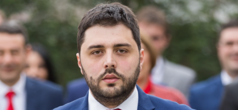 Martinović: Javni servis pod okupacijom DPS-a Martinović: Javni servis pod okupacijom DPS-a