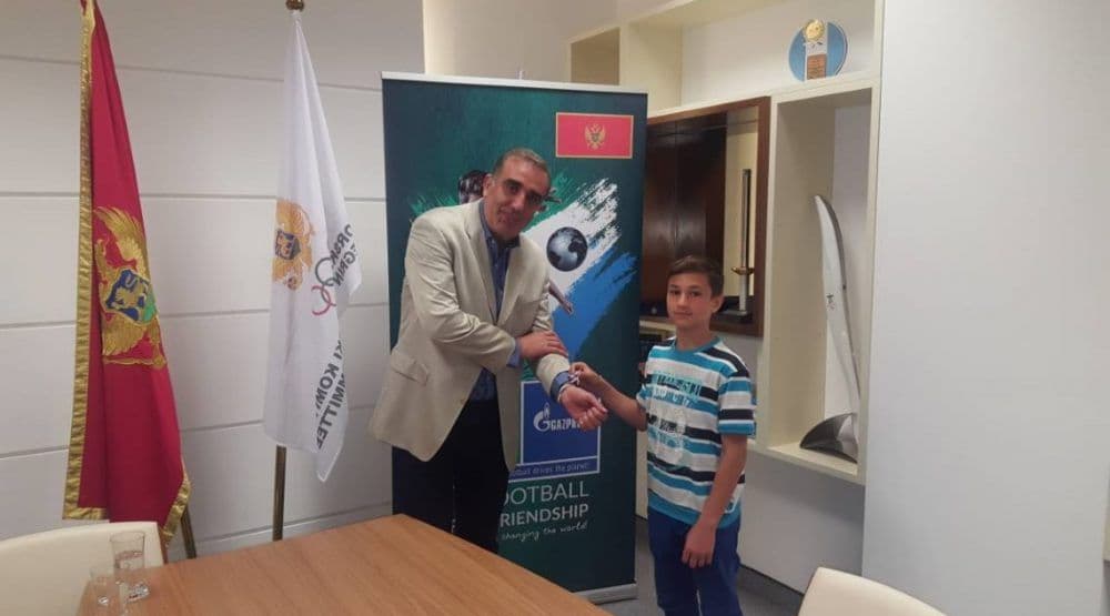 Fudbal za prijateljstvo u posjeti COK-u Fudbal za prijateljstvo u posjeti COK-u