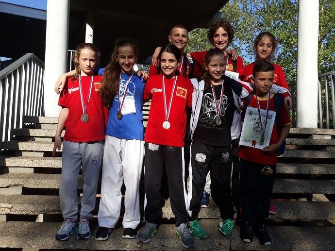 Deset medalja za crnogorske karatiste Deset medalja za crnogorske karatiste