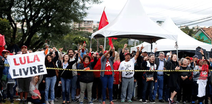 Pucano na pristalice Lule da Silve, dvoje ranjeno Pucano na pristalice Lule da Silve, dvoje ranjeno