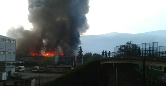Nema povrijeđenih, strah od otrovnih isparenja Nema povrijeđenih, strah od otrovnih isparenja