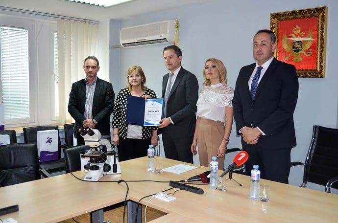 KCCG: Centar za patologiju dobio novi mikroskop KCCG: Centar za patologiju dobio novi mikroskop