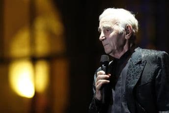 Šarl Aznavur pao i polomio nadlakticu