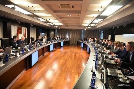 Đina Popović savjetnica potpredsjednika Vlade Zorana Pažina Đina Popović savjetnica potpredsjednika Vlade Zorana Pažina