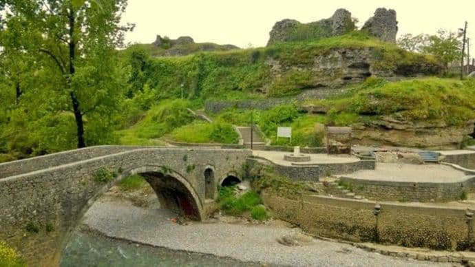 Vuković na Skalinama: Spustićemo Podgoricu na njene rijeke Vuković na Skalinama: Spustićemo Podgoricu na njene rijeke