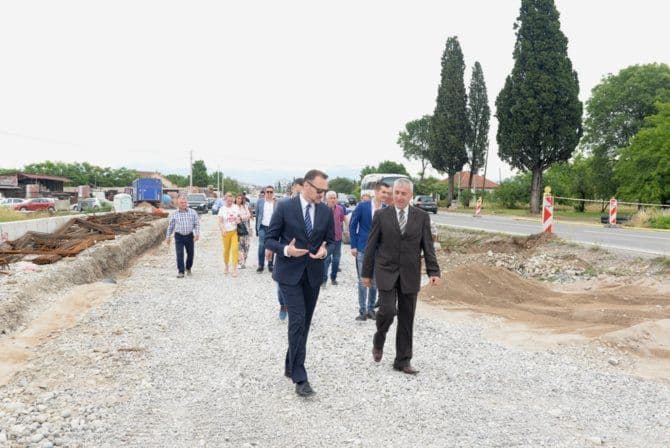 Radonjić: Investiramo u infrastrukturu, zaštitu životne sredine i socijalno staranje Radonjić: Investiramo u infrastrukturu, zaštitu životne sredine i socijalno staranje
