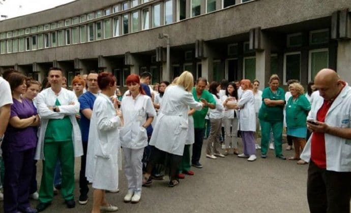 Nema sabotaže, zahvalnost roditeljima Nema sabotaže, zahvalnost roditeljima