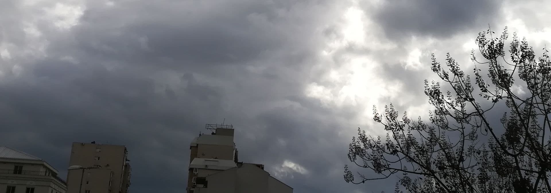 Sjutra oblačno sa sunčanim intervalima Sjutra oblačno sa sunčanim intervalima