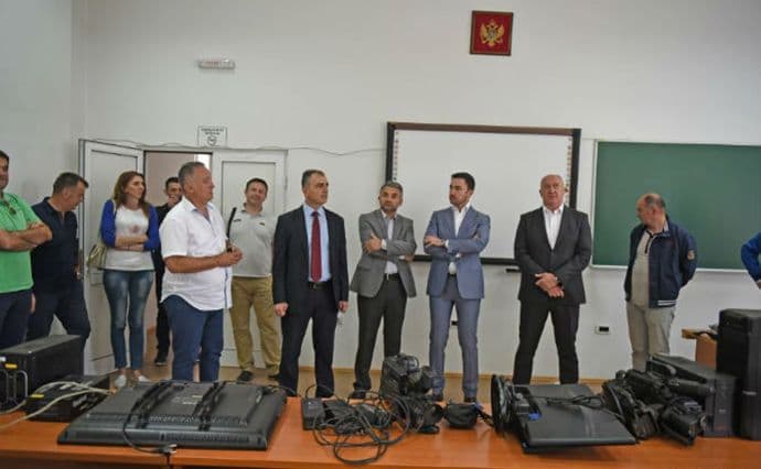 Ministri nakon požara u RTV Pljevlja: Vlada će obezbijediti pomoć Ministri nakon požara u RTV Pljevlja: Vlada će obezbijediti pomoć