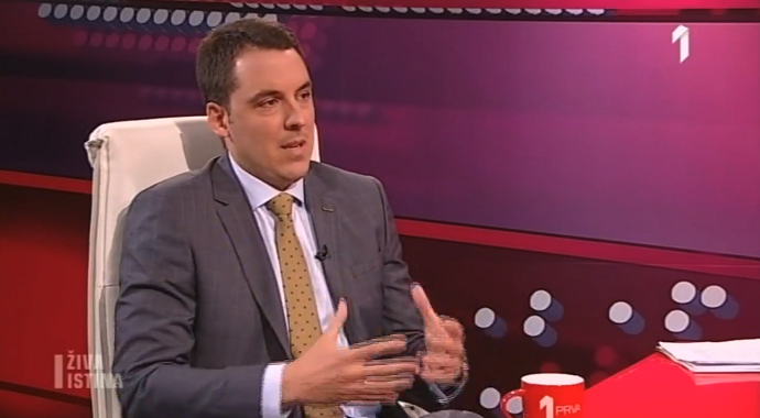 Vuković: Problem je što se i dalje prebrojavaju ljudi po tome koliko će ko pršute da pojede Vuković: Problem je što se i dalje prebrojavaju ljudi po tome koliko će ko pršute da pojede