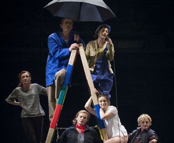 “Očevi su grad(ili)”na Velikoj sceni CNP-a “Očevi su grad(ili)”na Velikoj sceni CNP-a