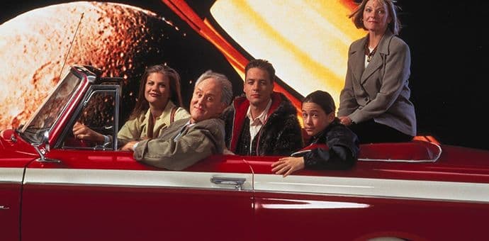 Noć kada je emitovano finale kultnog sitkoma „Treći kamen od Sunca“ Noć kada je emitovano finale kultnog sitkoma „Treći kamen od Sunca“